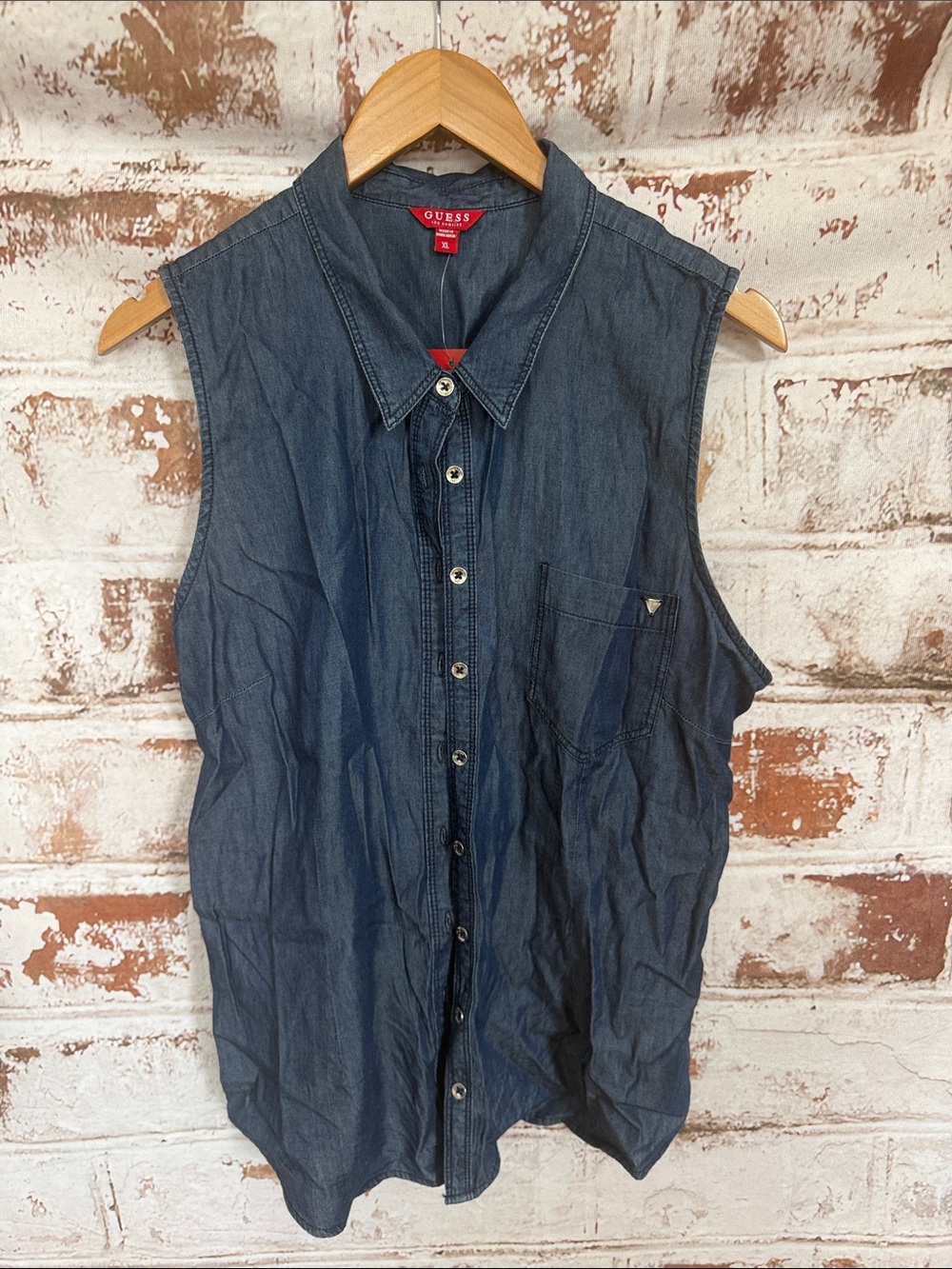 Guess Women's Dark Indigo Denim Sleeveless Button-Down Shirt